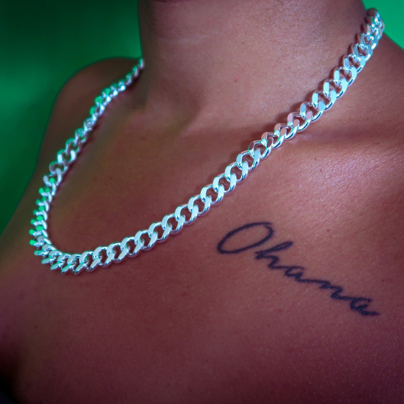 STREET CHAIN