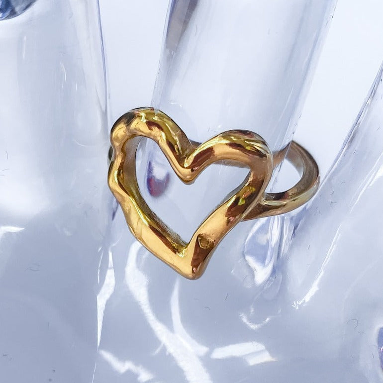 HOT HEART RING