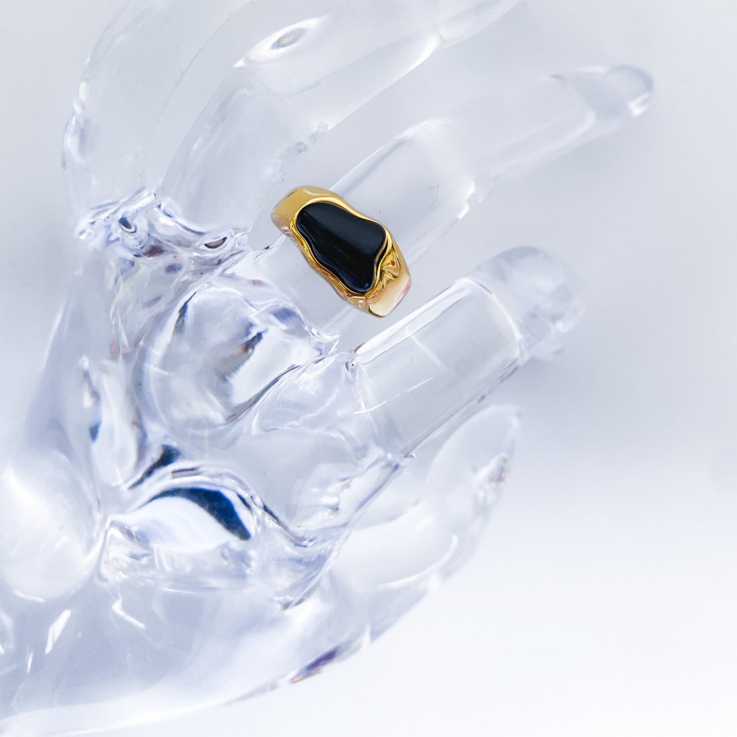 ONYX RING