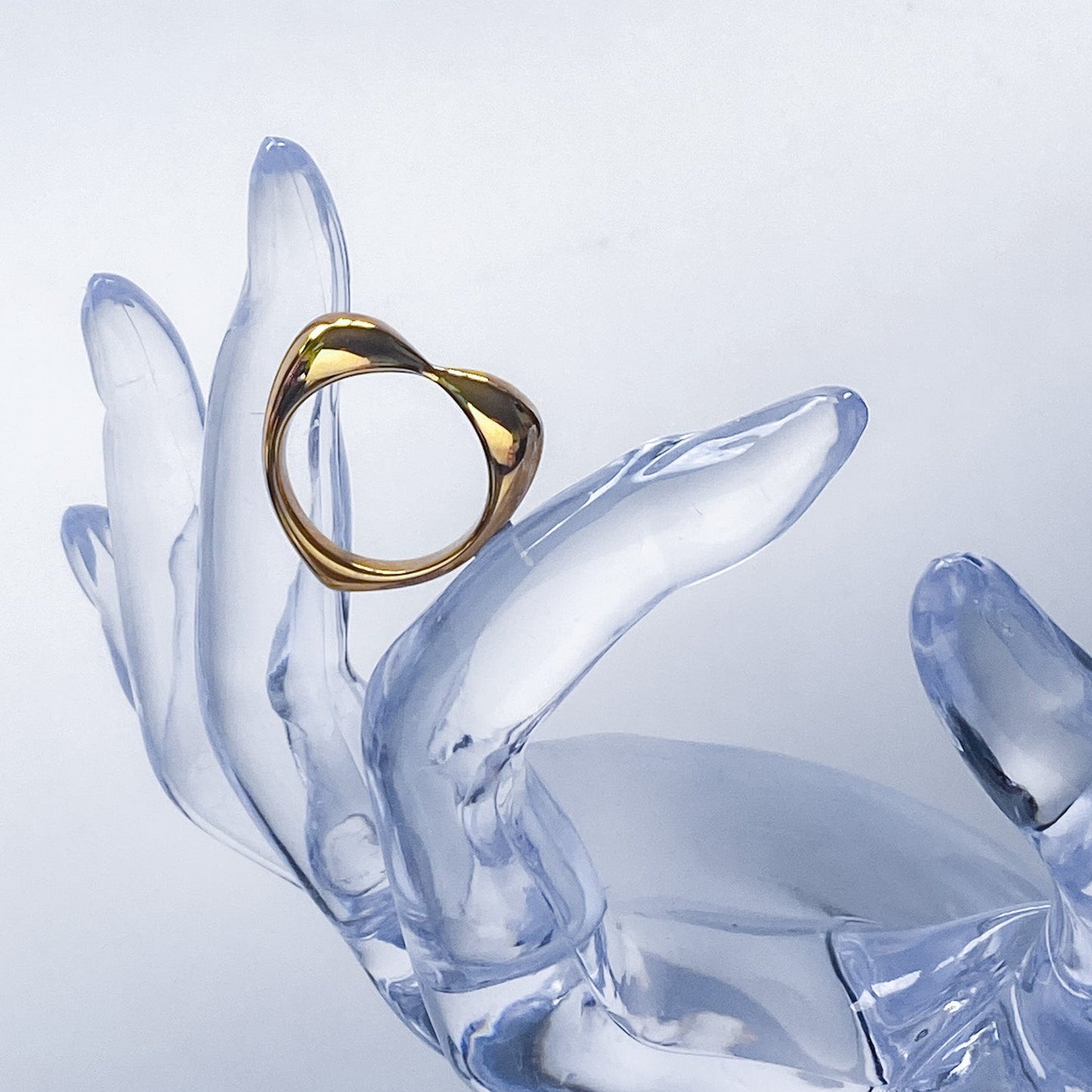 HEART RING