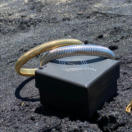 TUBE BANGLE