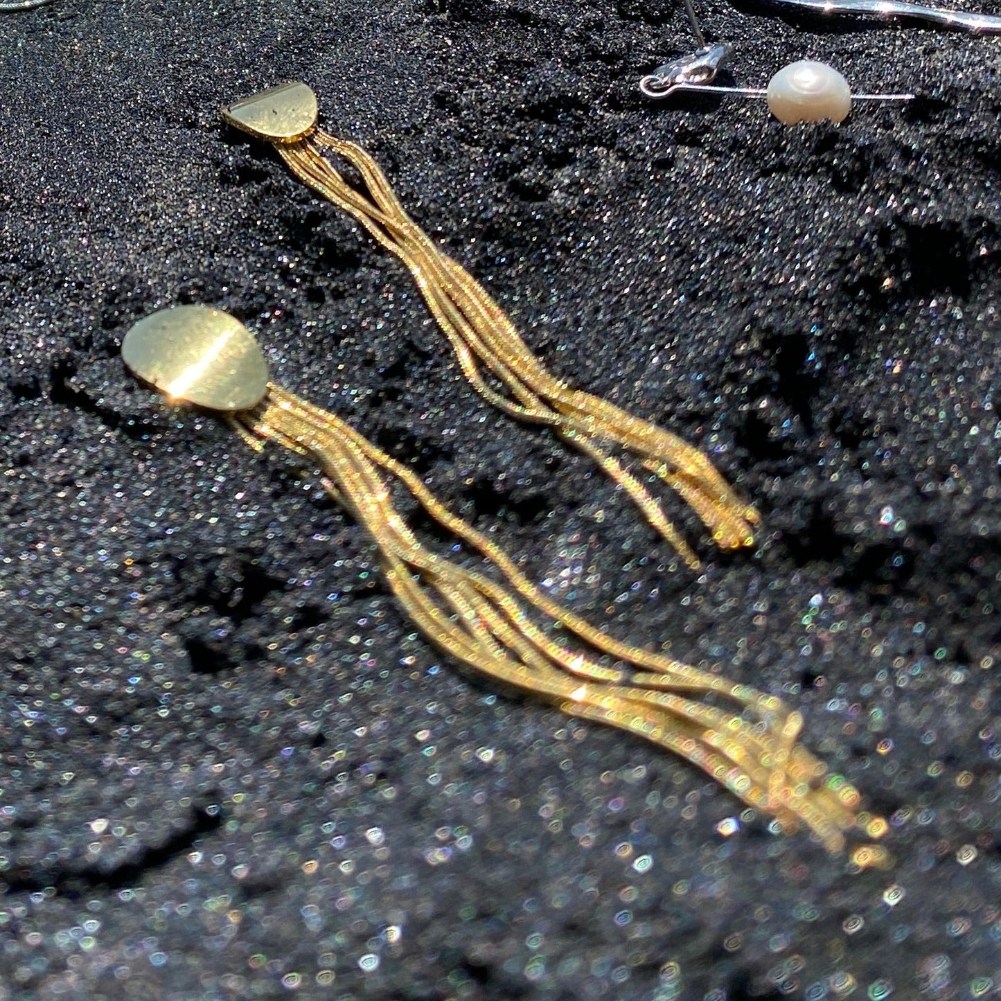 MIDNIGHT EARRINGS