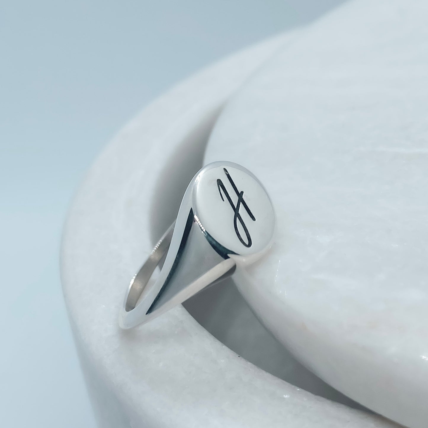 Circle Ring