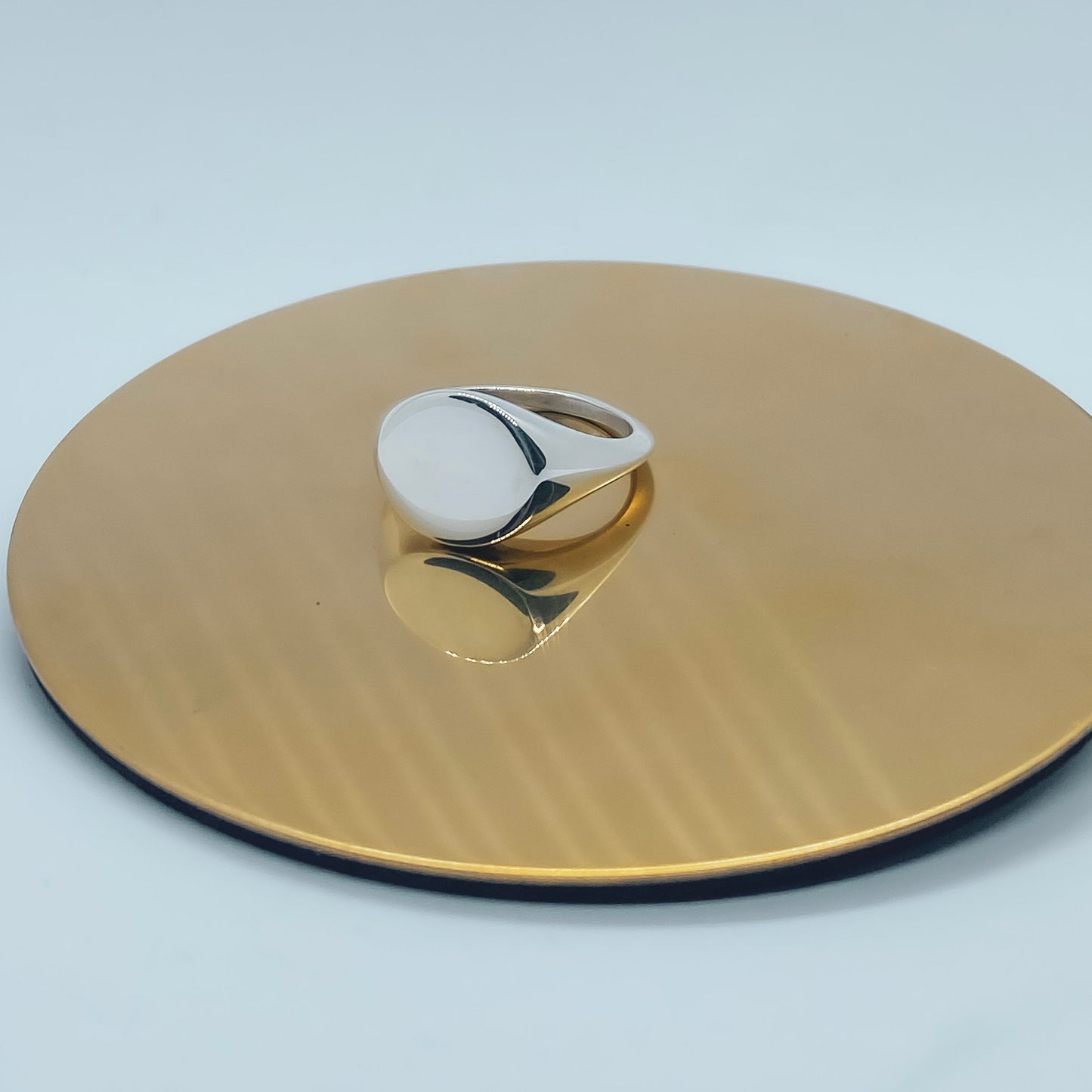 Circle Ring